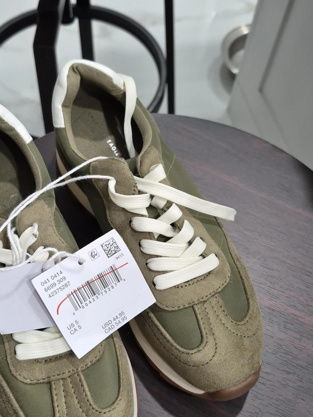 Eagle Sneakers Size US 5/CA 5