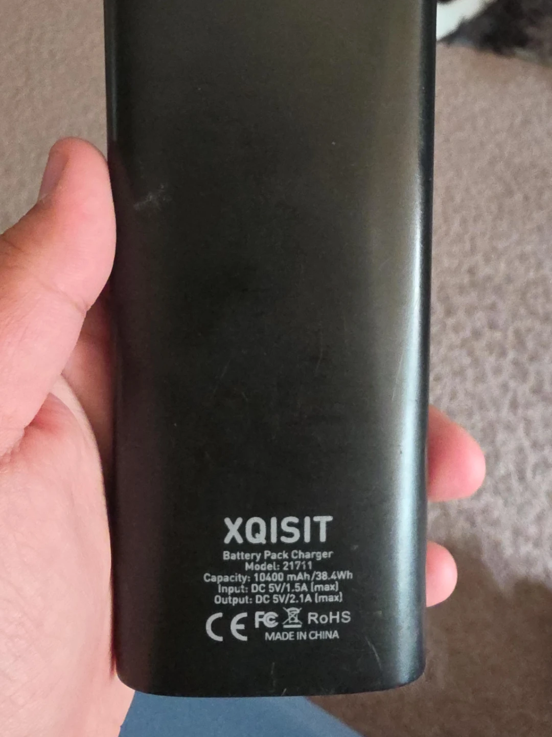 XQISIT Battery Pack Charger 10400 mAh