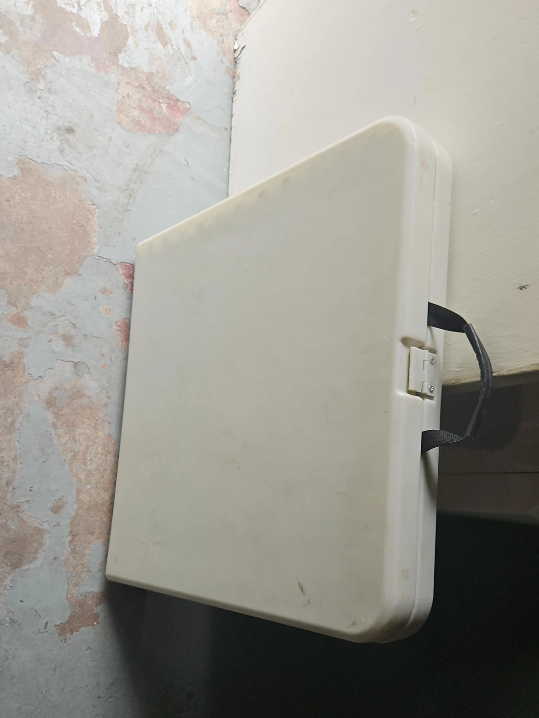 Folding Table - Cream