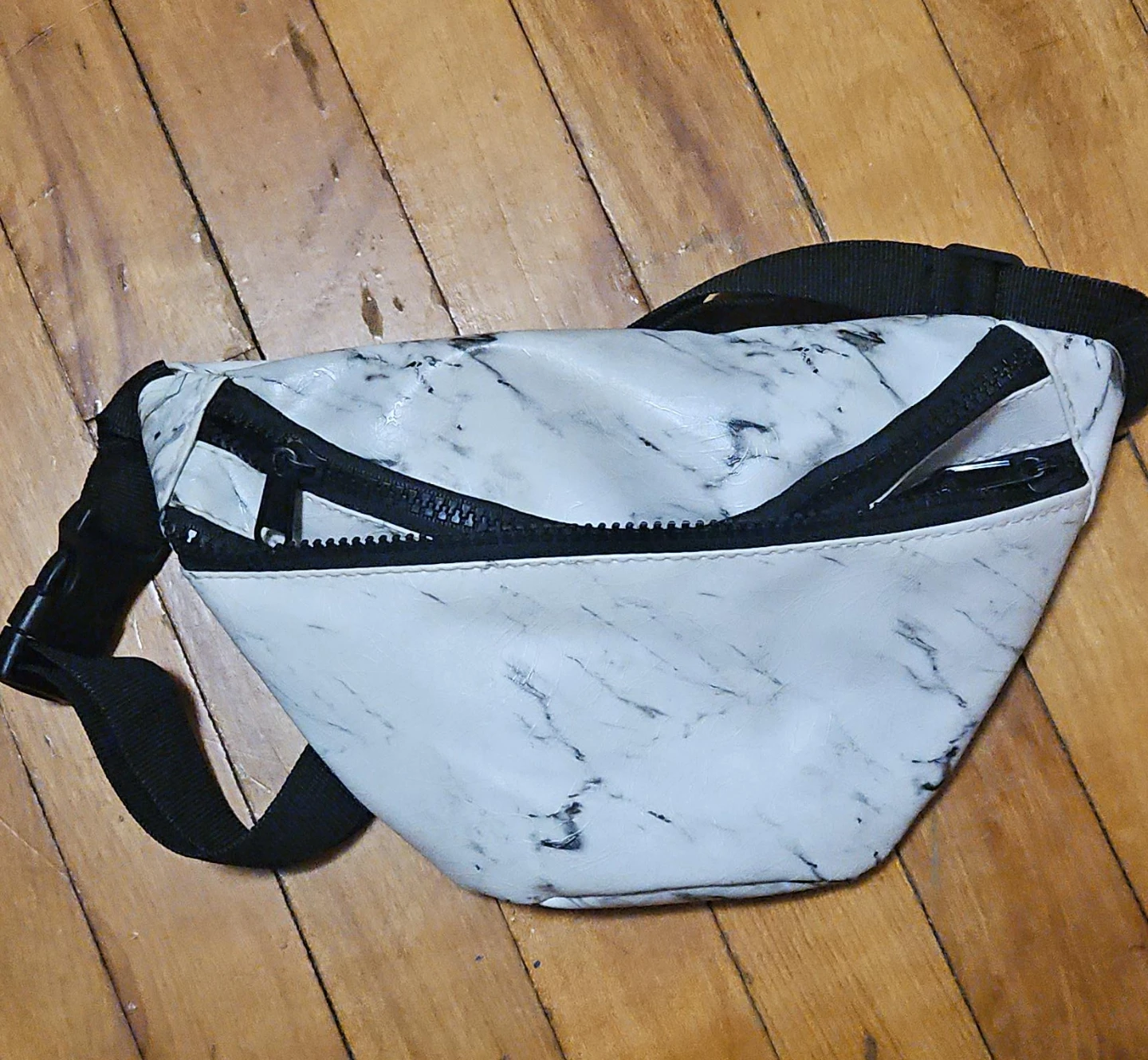 Ardene Marble Print Fanny Pack