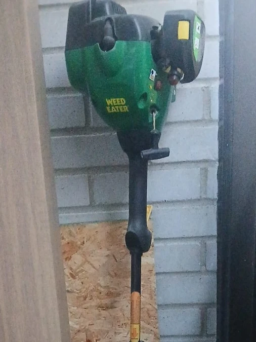 Weed Eater String Trimmer