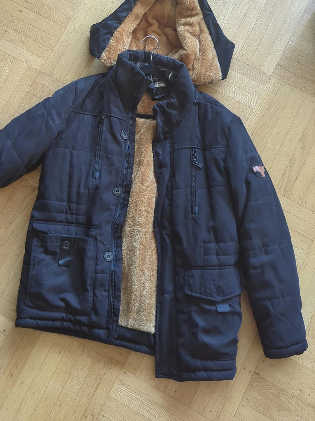 HanyeJiep Hooded Puffer Jacket