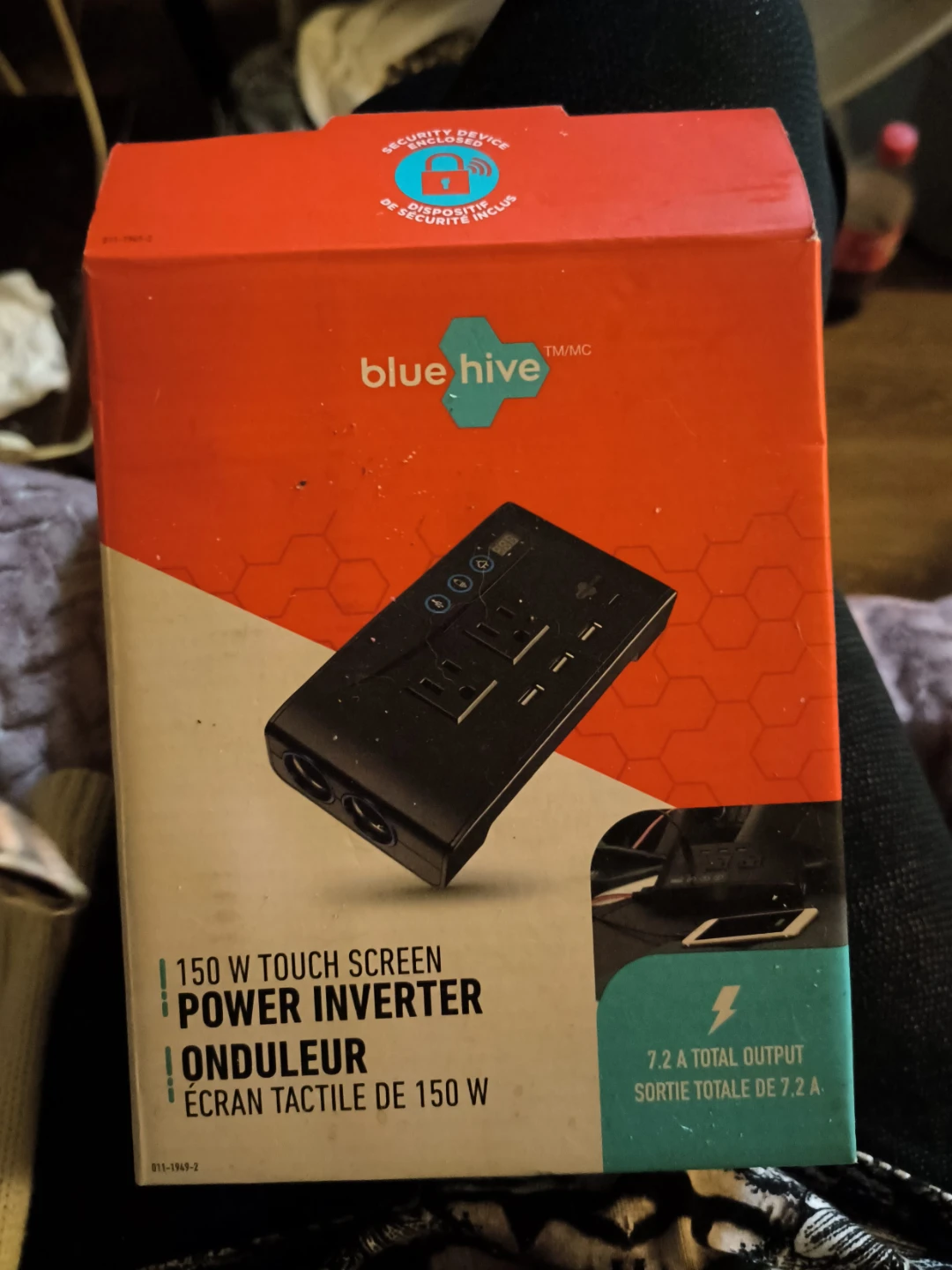 Blue Hive 150W Touch Screen Power Inverter