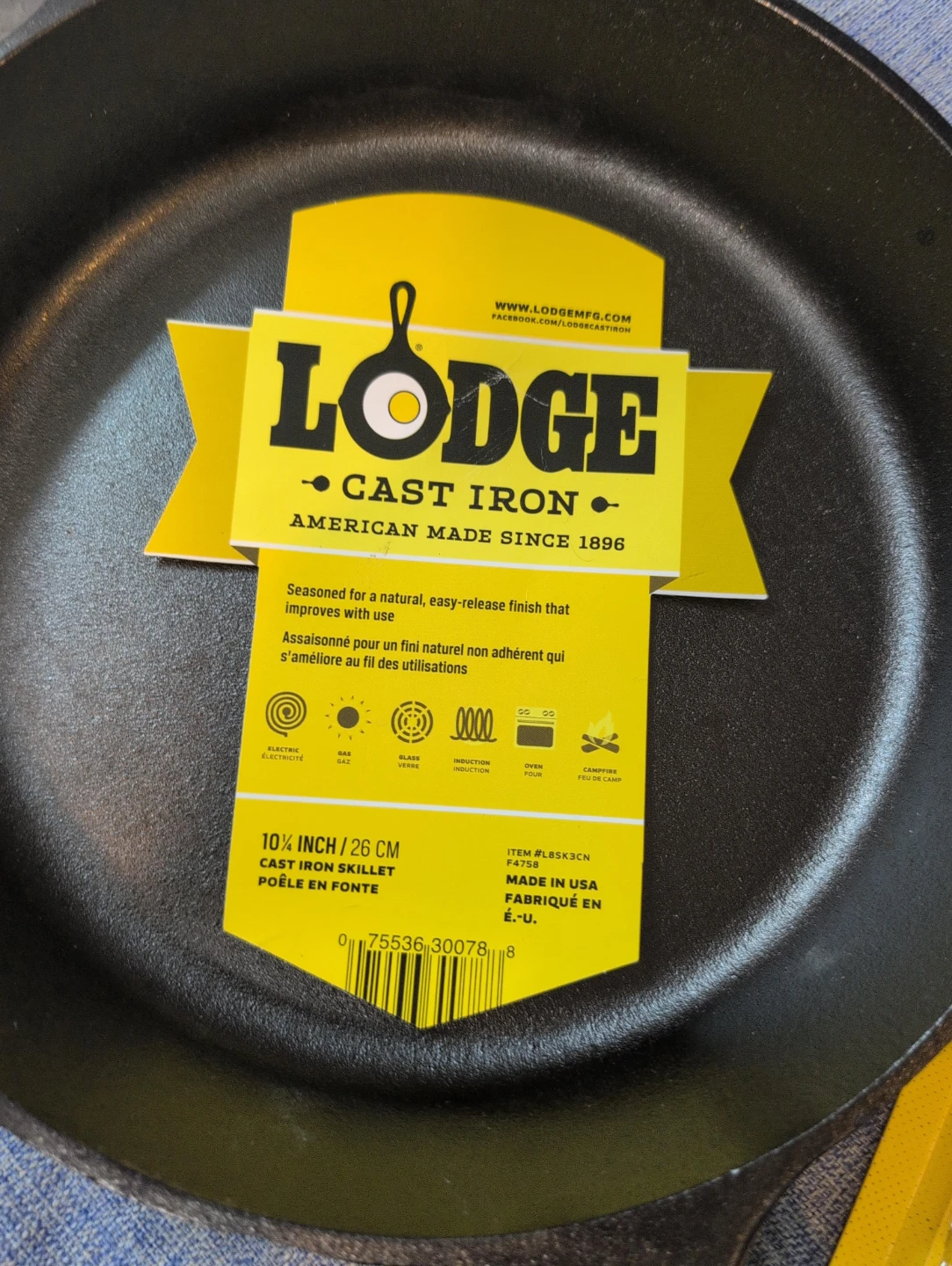 Lodge Cast Iron Skillet 10.25 Inch / 26 cm