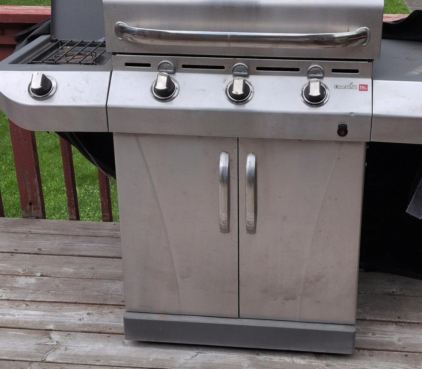 Char-Broil 4-Burner Gas Grill