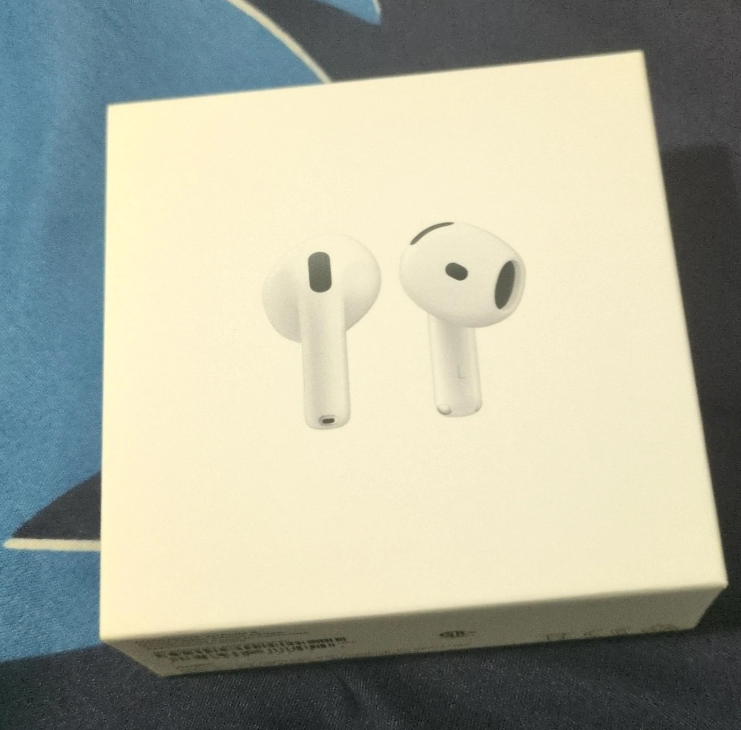 Apple AirPods4