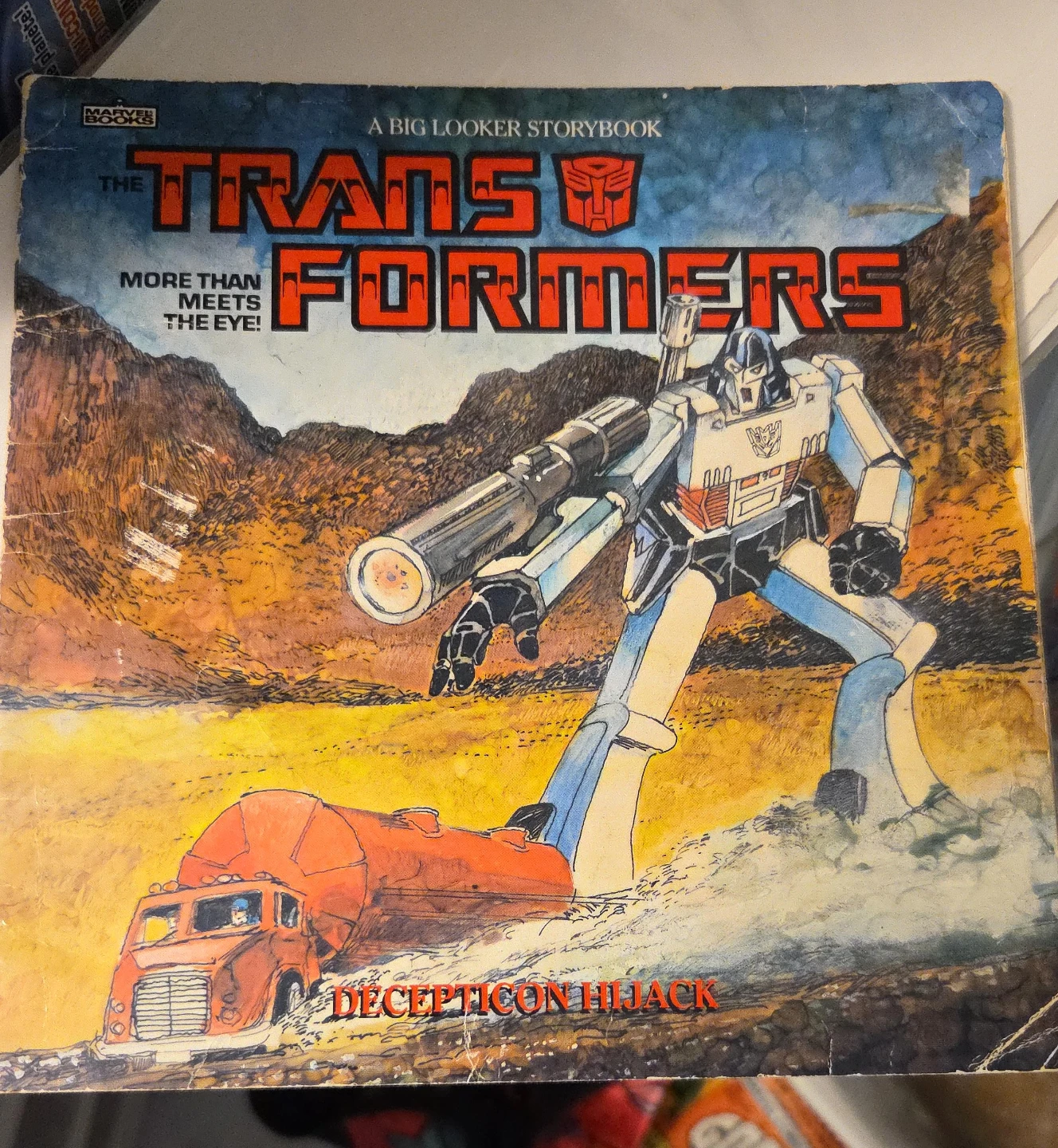 The Transformers Decepticon Hijack Marvel Book 1985