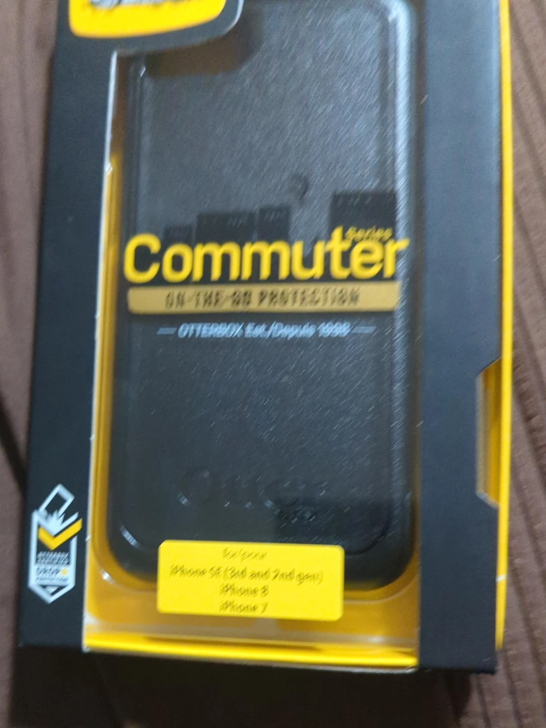 OtterBox Commuter Series Case for iPhone SE/8/7
