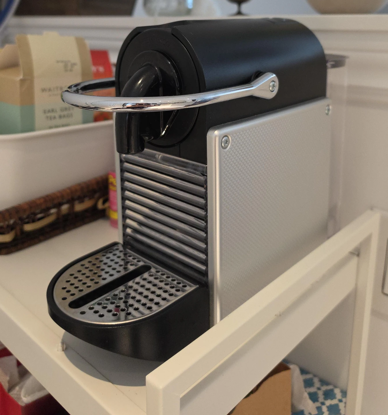 Nespresso Pixie Espresso Machine