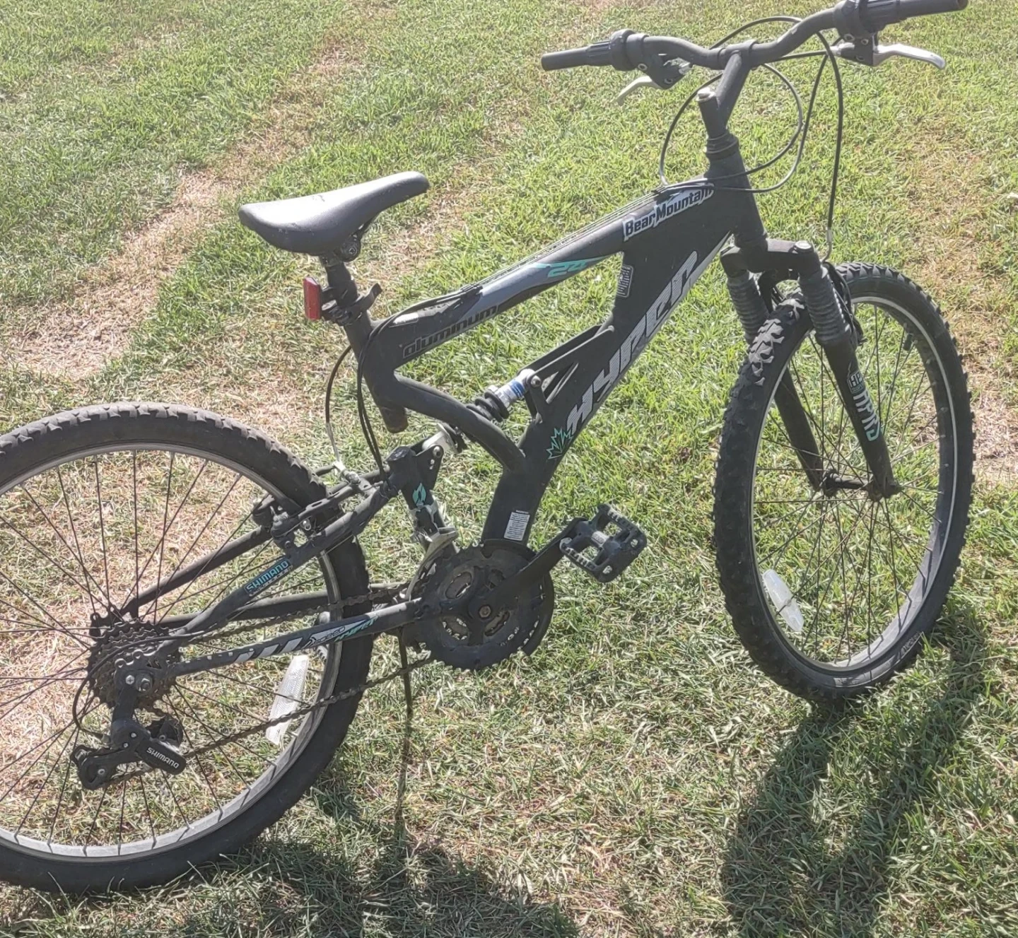 HYPER BearMountain Full Suspension Mountain Bike