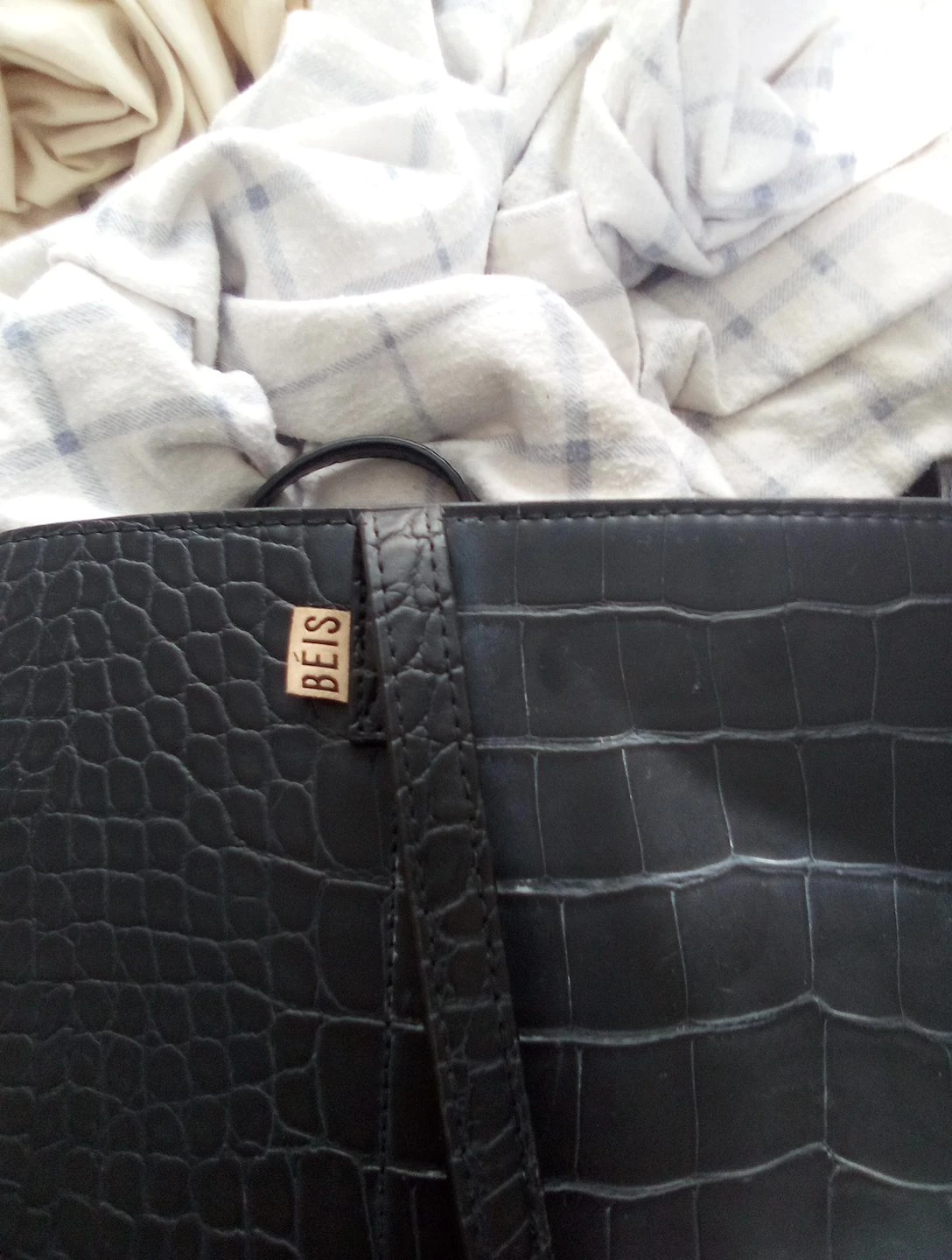 BEIS Black Croc Embossed Handbag