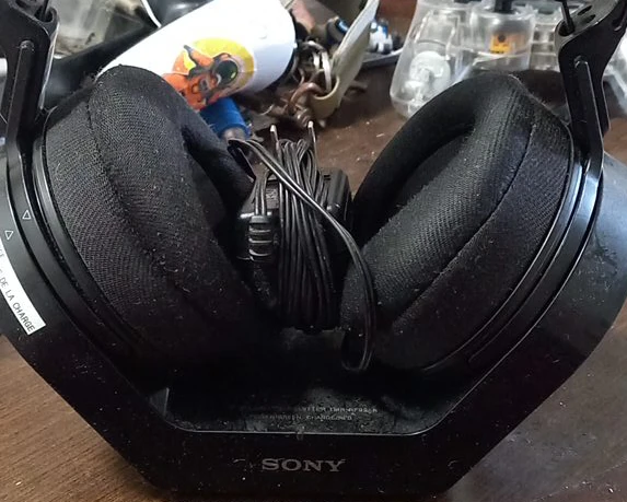 Sony Wireless Headphones with Charging Stand