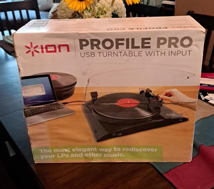 ION Profile Pro USB Turntable with Input