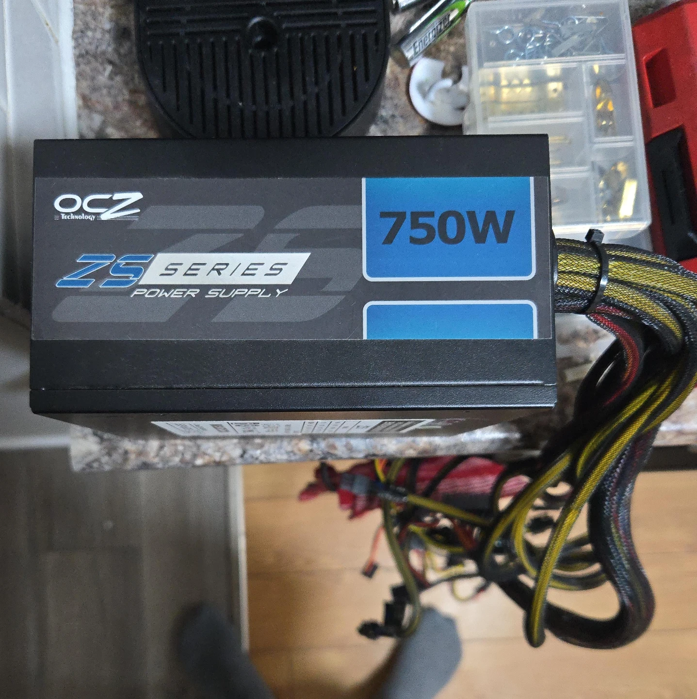 OCZ ZS Series 750W Power Supply