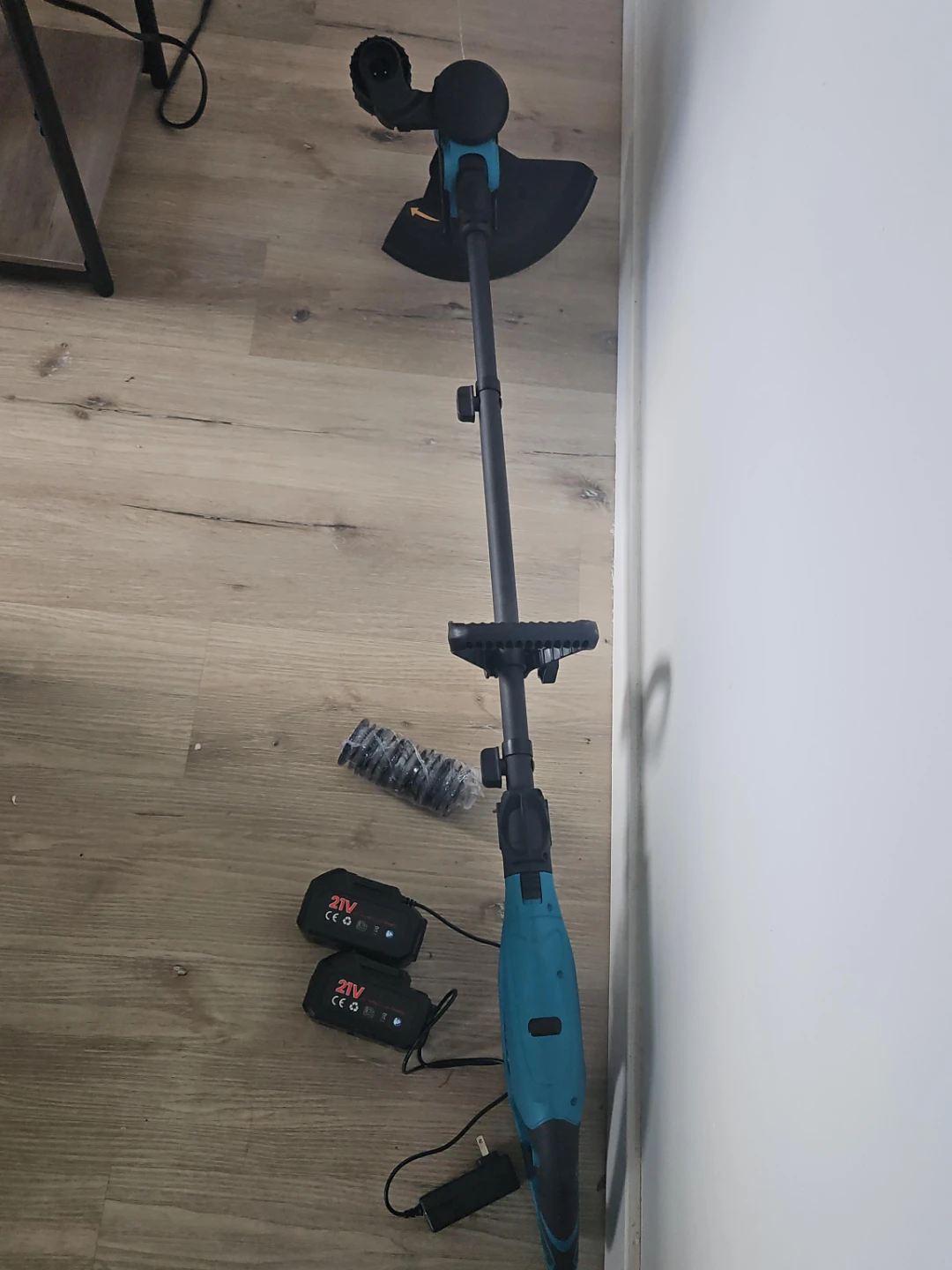 21V Cordless String Trimmer with 2 Batteries