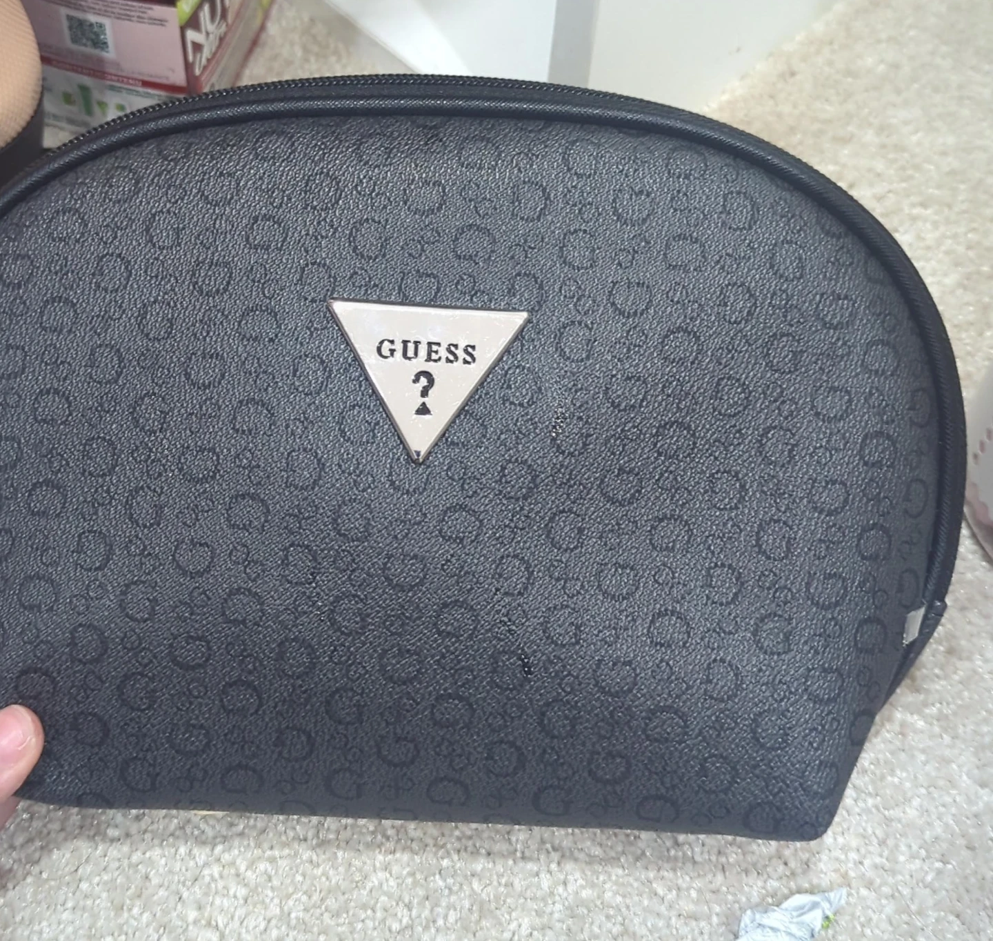 Guess Cosmetic Bag