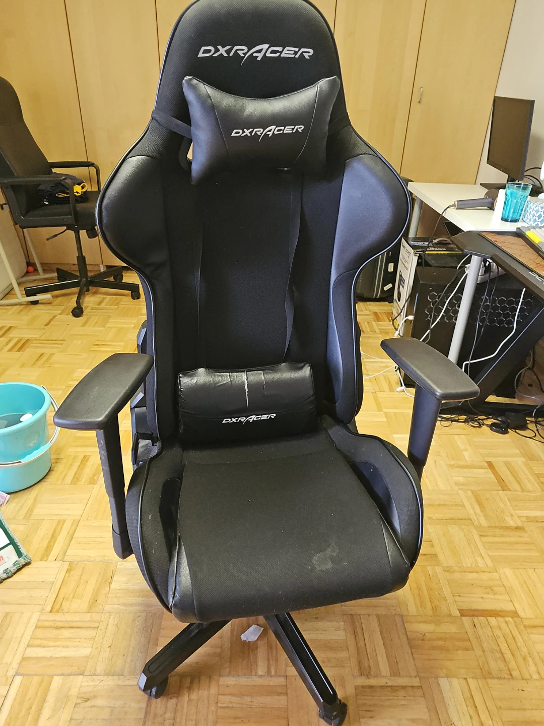 DXRacer Gaming Chair
