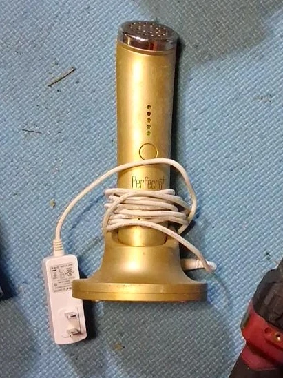 Perfecta+ Facial Device with Charger