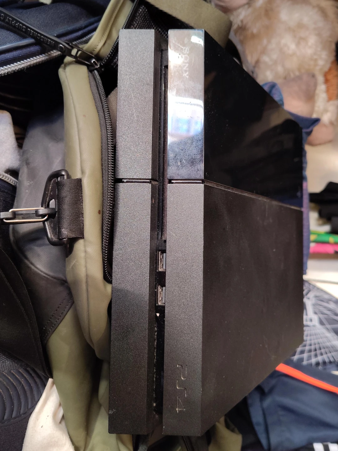 Sony PlayStation 4