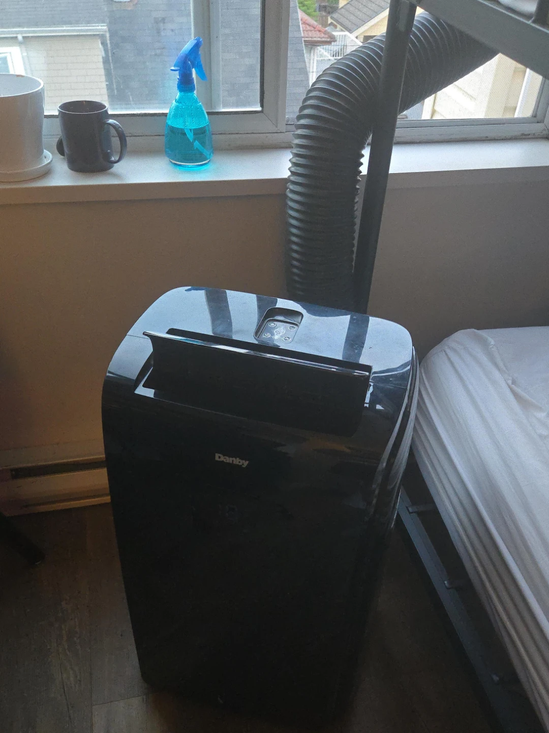 Danby Portable Air Conditioner - photo 4