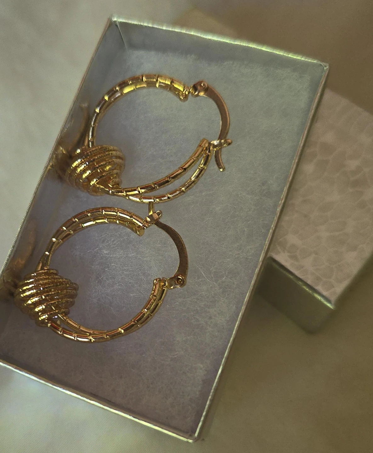Gold-tone Love Knot Double Hoop Earrings in Box - photo 2