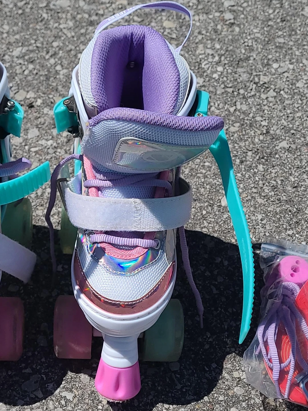 Adjustable Rollerskate for kids