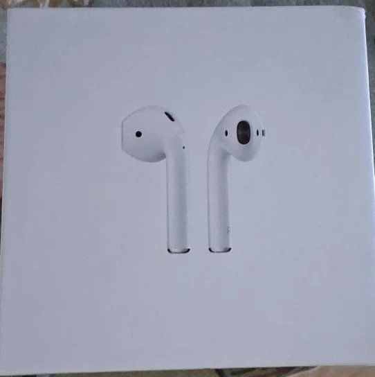 Apple AirPods (2nd Gen)