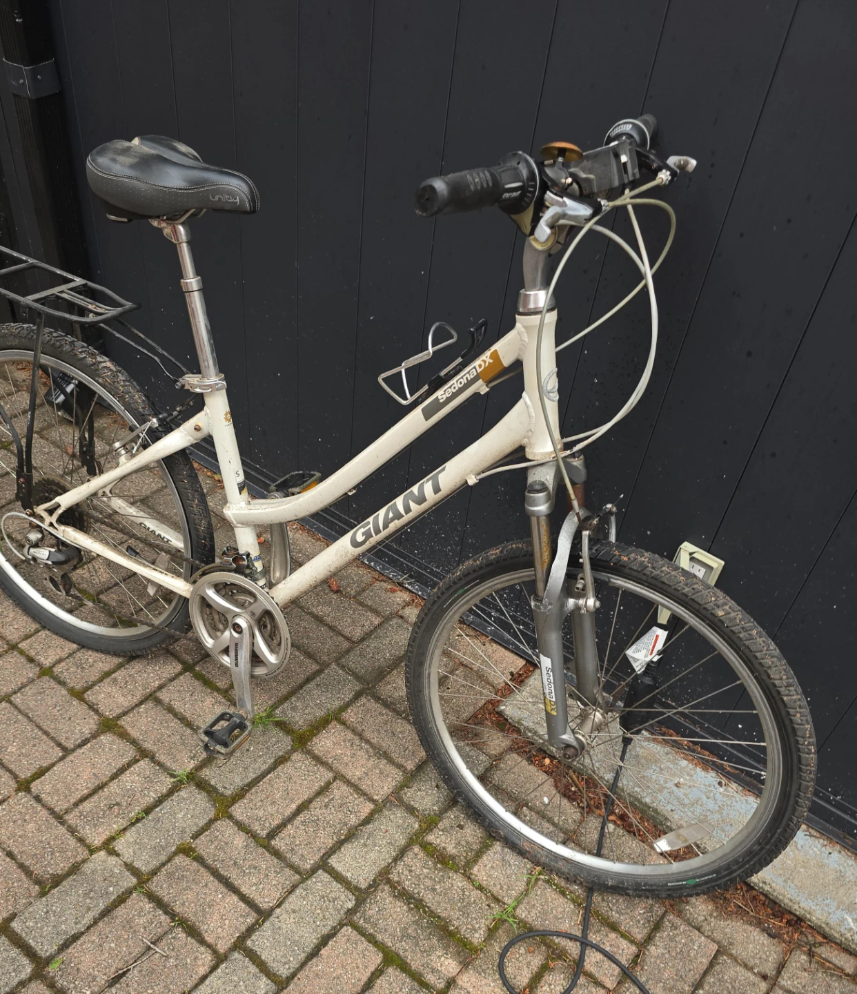 Giant Sedona DX Women's Bicycle - White