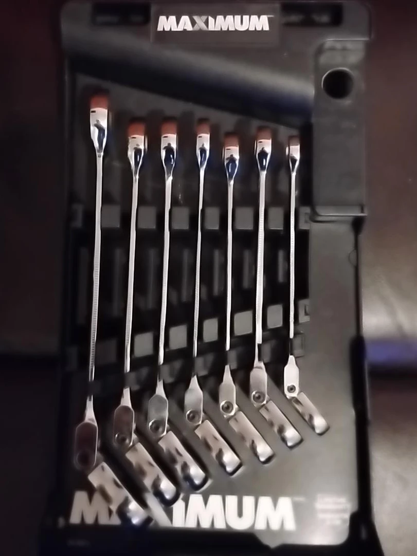 Maximum 8-Piece Ratcheting Wrench Set