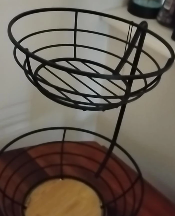 2-Tiered Wire Fruit Basket