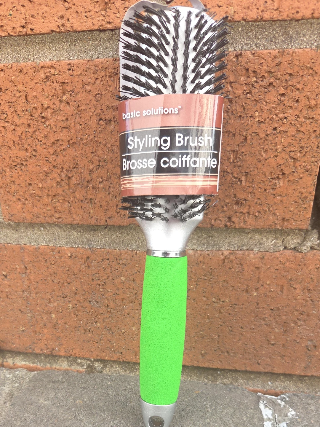 Basic Solutions Styling Brush