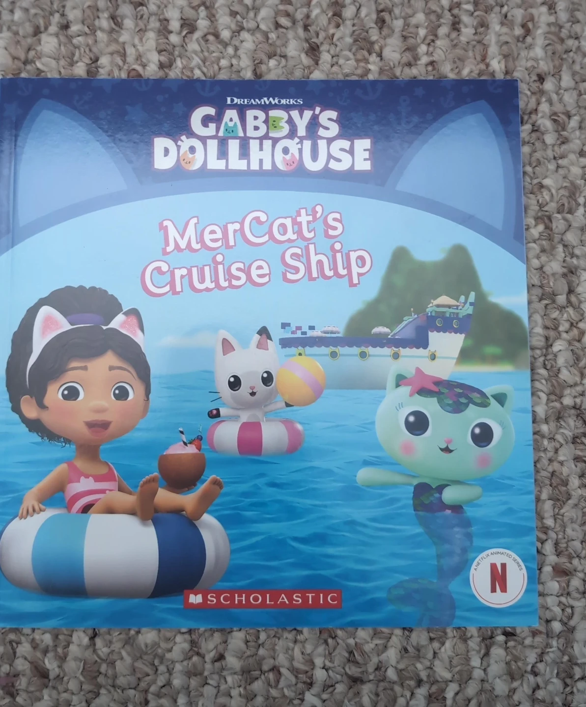 DreamWorks Gabby's Dollhouse MerCat's Cruise Ship Book