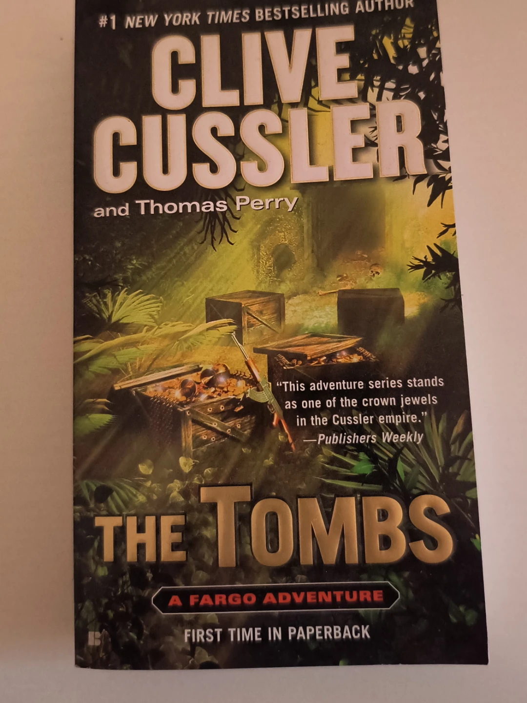 Clive Cussler and Thomas Perry The Tombs Paperback Book