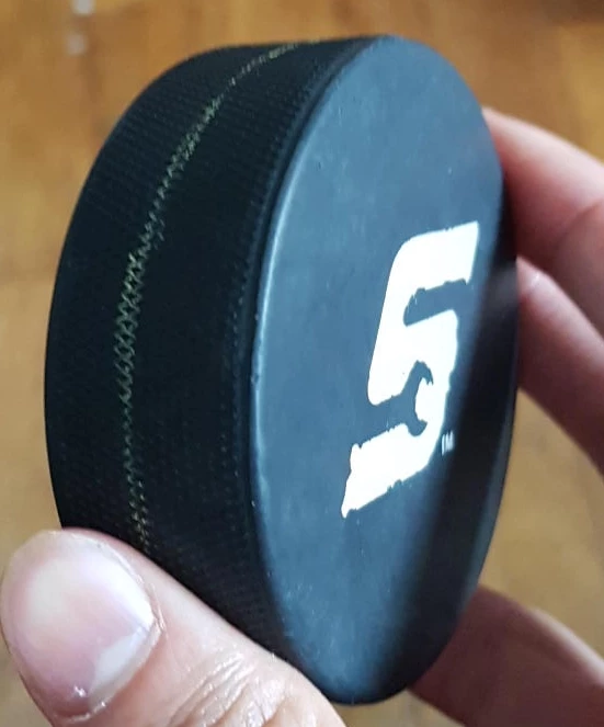 Snap-on Hockey Puck