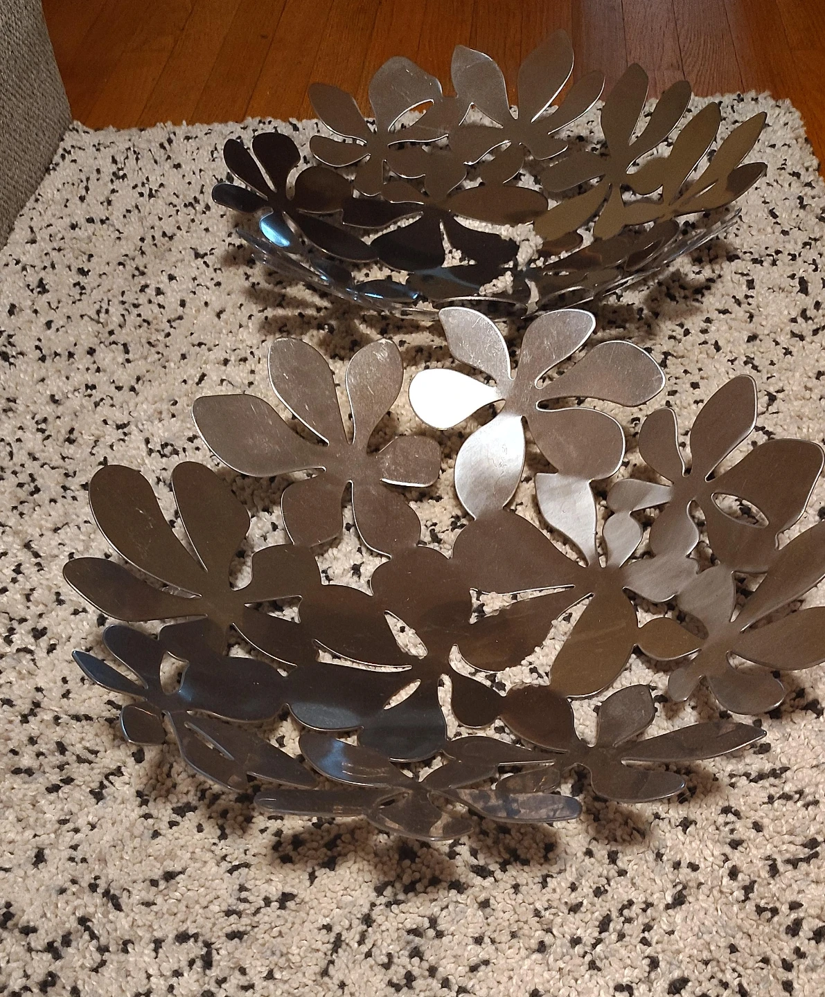 Set of 2 Decorative Metal Fruit Bowls