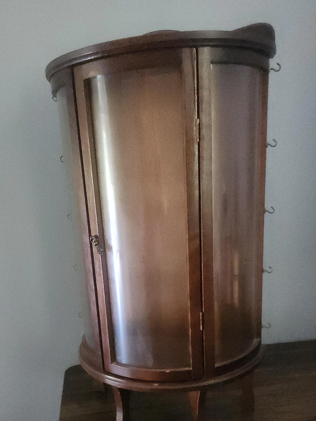 Vintage Curio Cabinet Display
