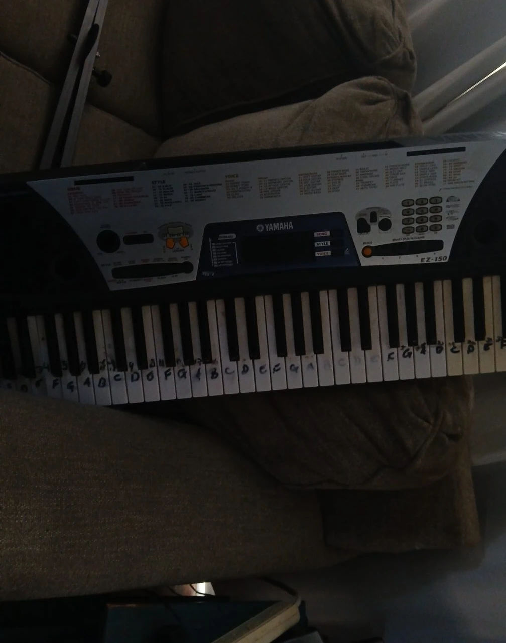 Yamaha EZ-150 Portable Keyboard