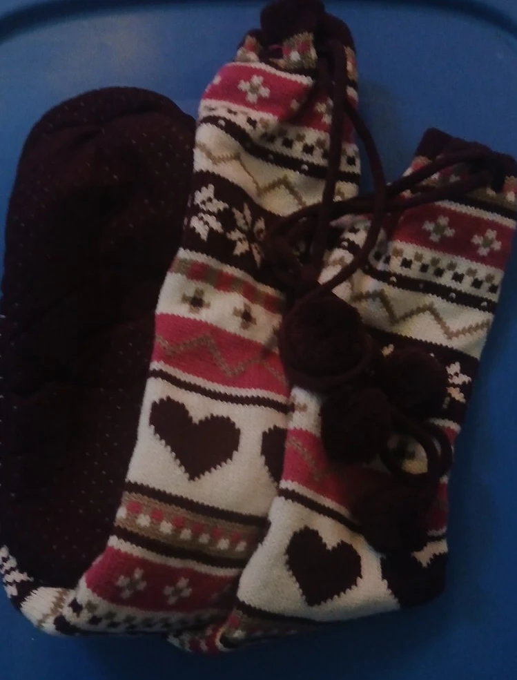Cozy Fair Isle Heart Slipper Socks with Pom Poms