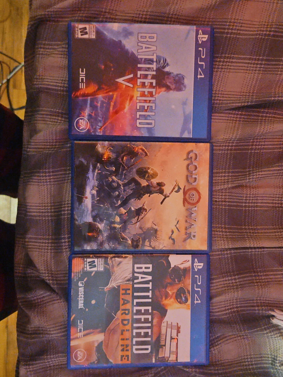 Battlefield V, Battlefield Hardline, God of War
