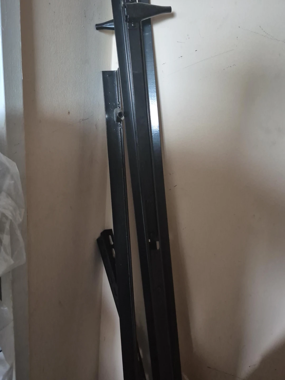 Queen metal Bed Frame with Centre Support Legs
