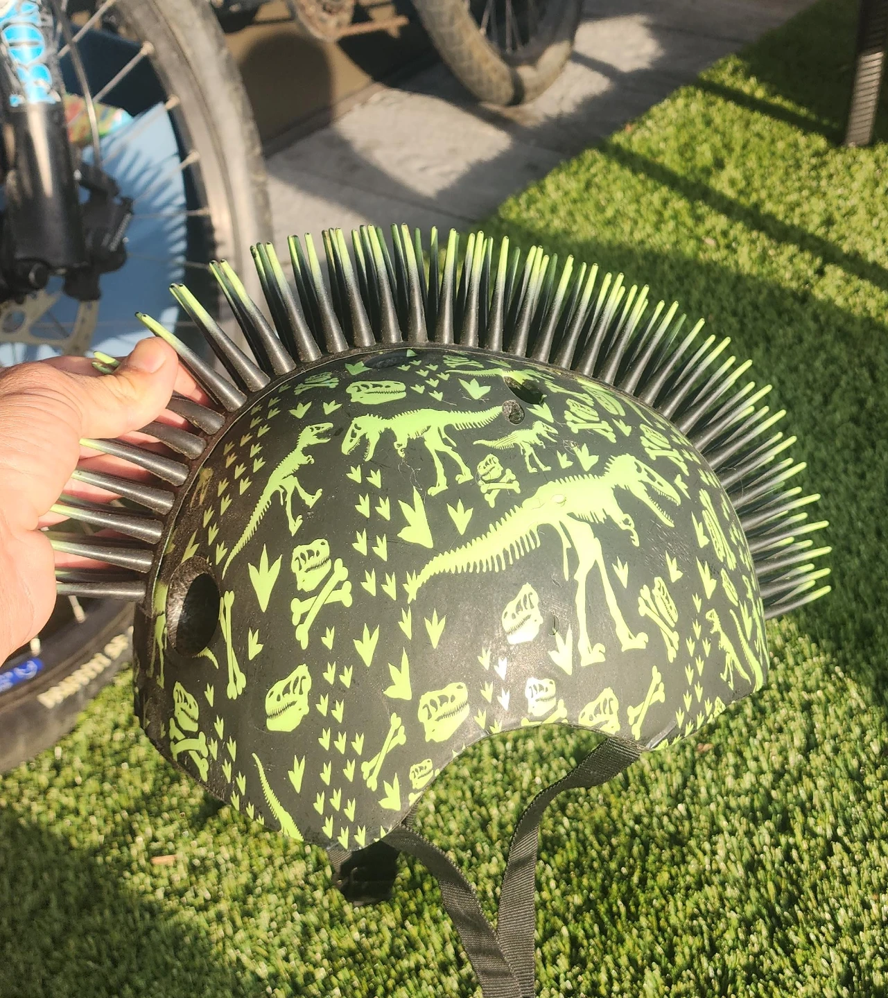 Kids Dinosaur Mohawk Helmet