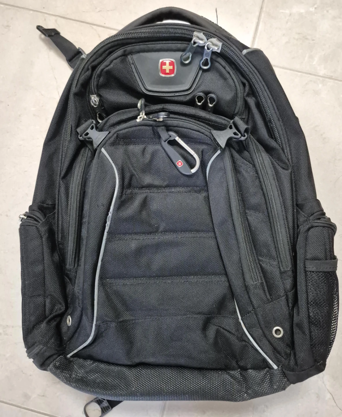 Black Swiss Gear Backpack