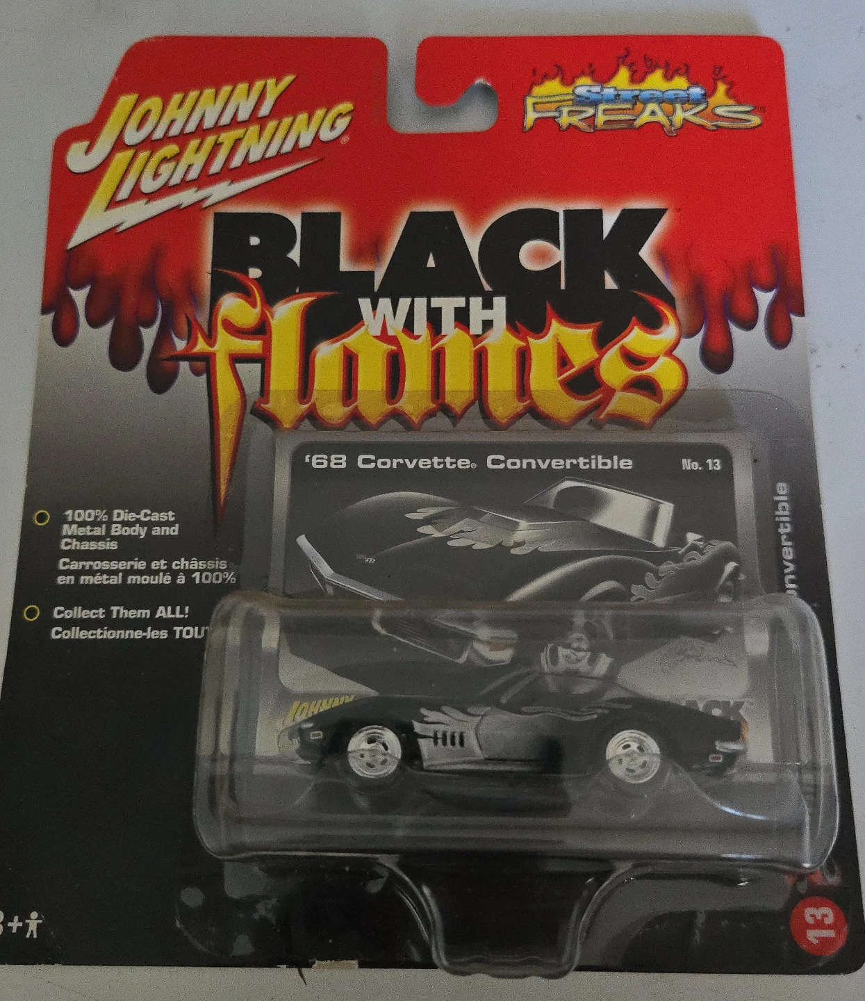 Johnny Lightning '68 Corvette Convertible Black with Flames