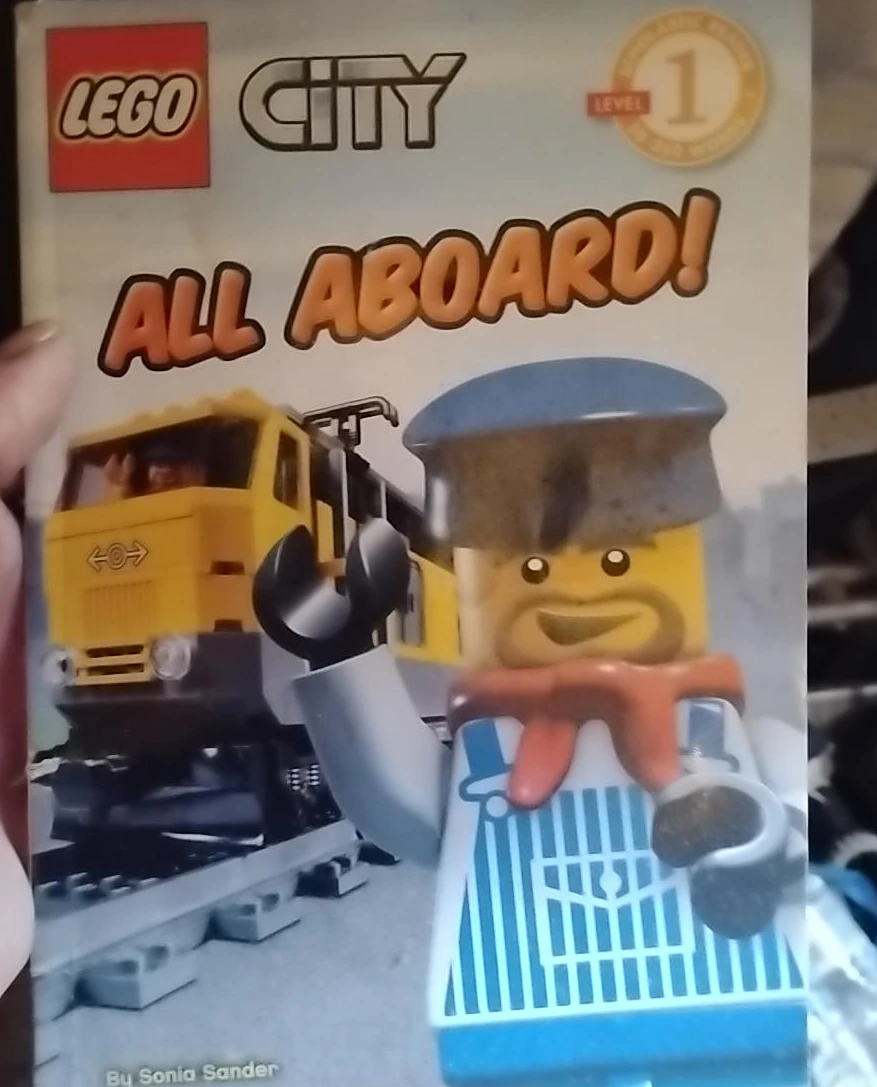 LEGO City All Aboard! Level 1 Book
