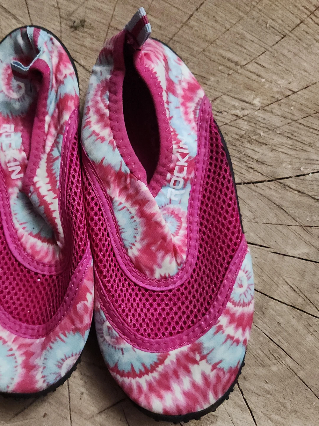 Kids size 13 Rockin Water Shoes - Tie-Dye - photo 2