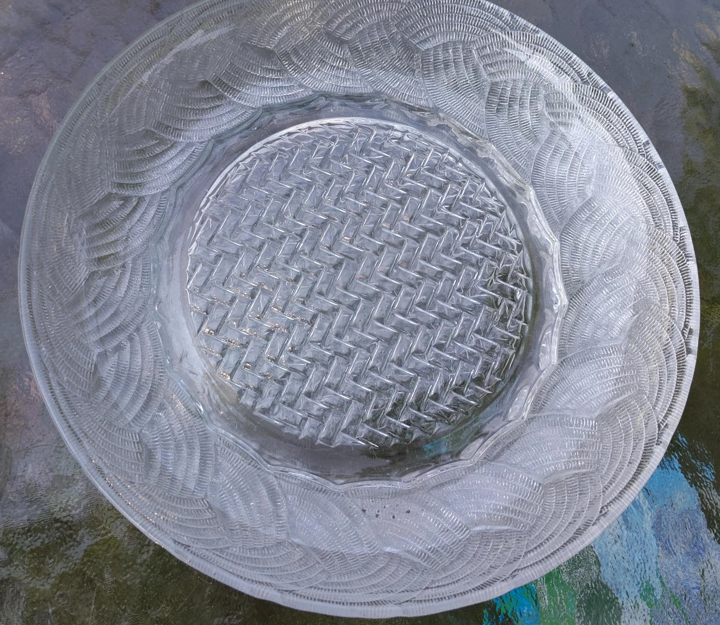 Clear Glass Decorative Plate
