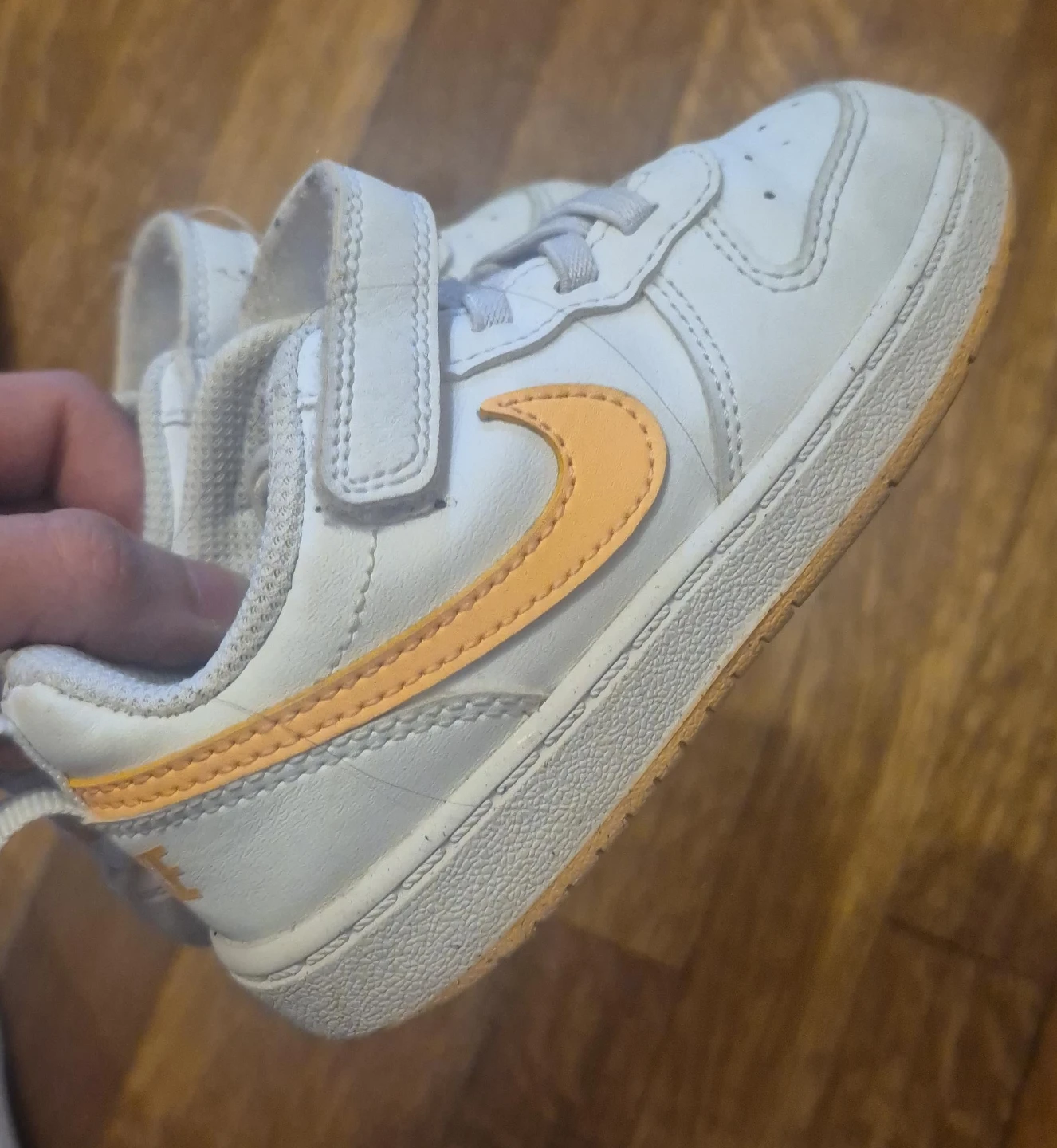 Nike Kids White/Orange Sneakers