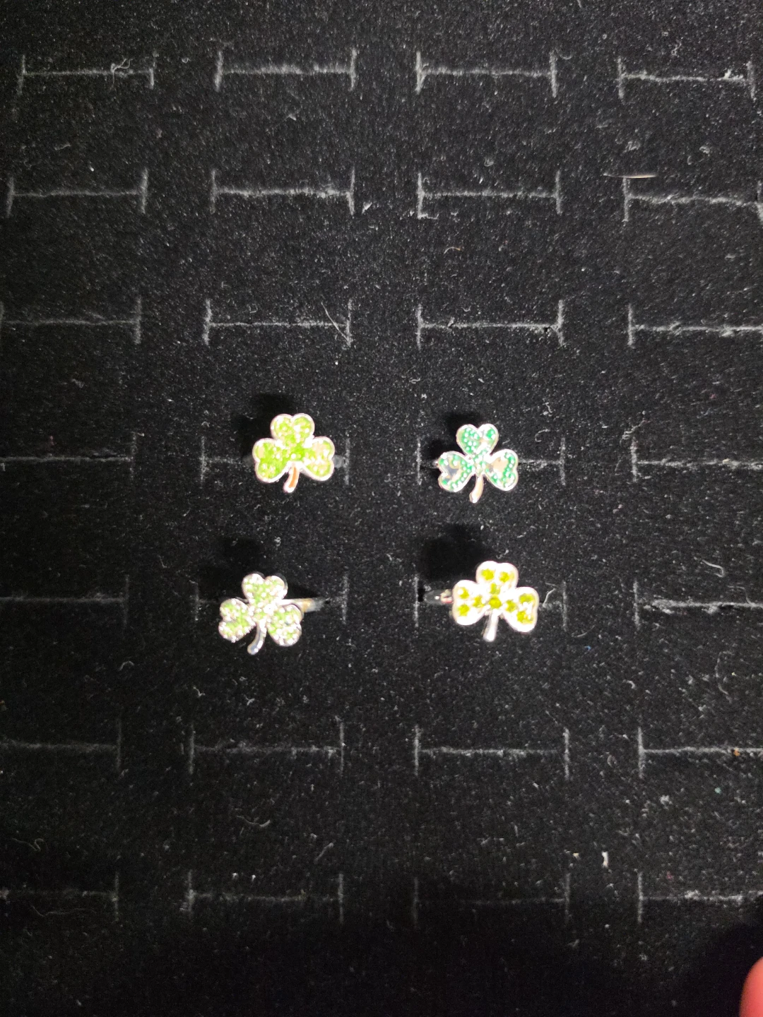 Set of 4 Shamrock Rings for kids (487) ♧