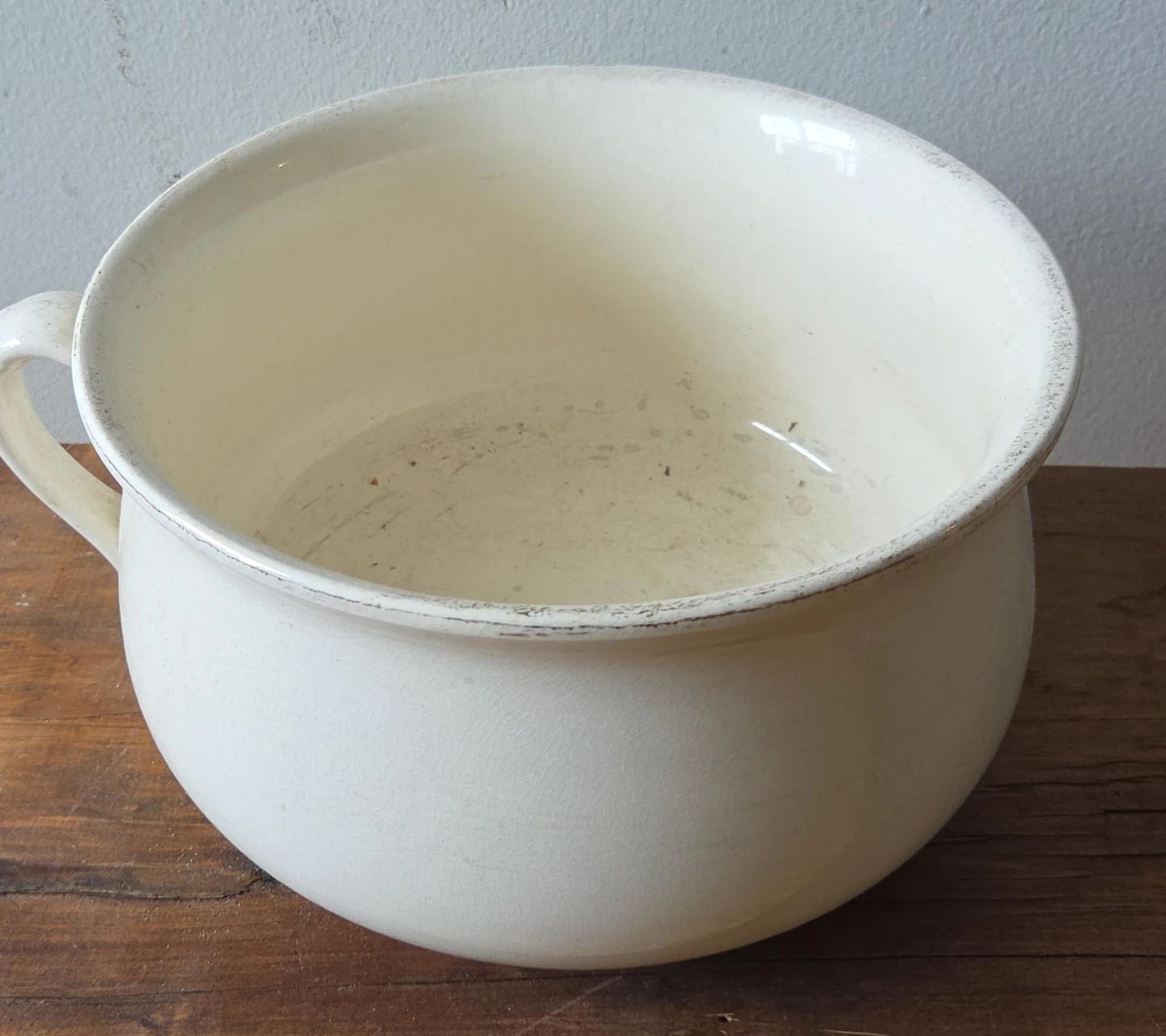 Antique chamber pot