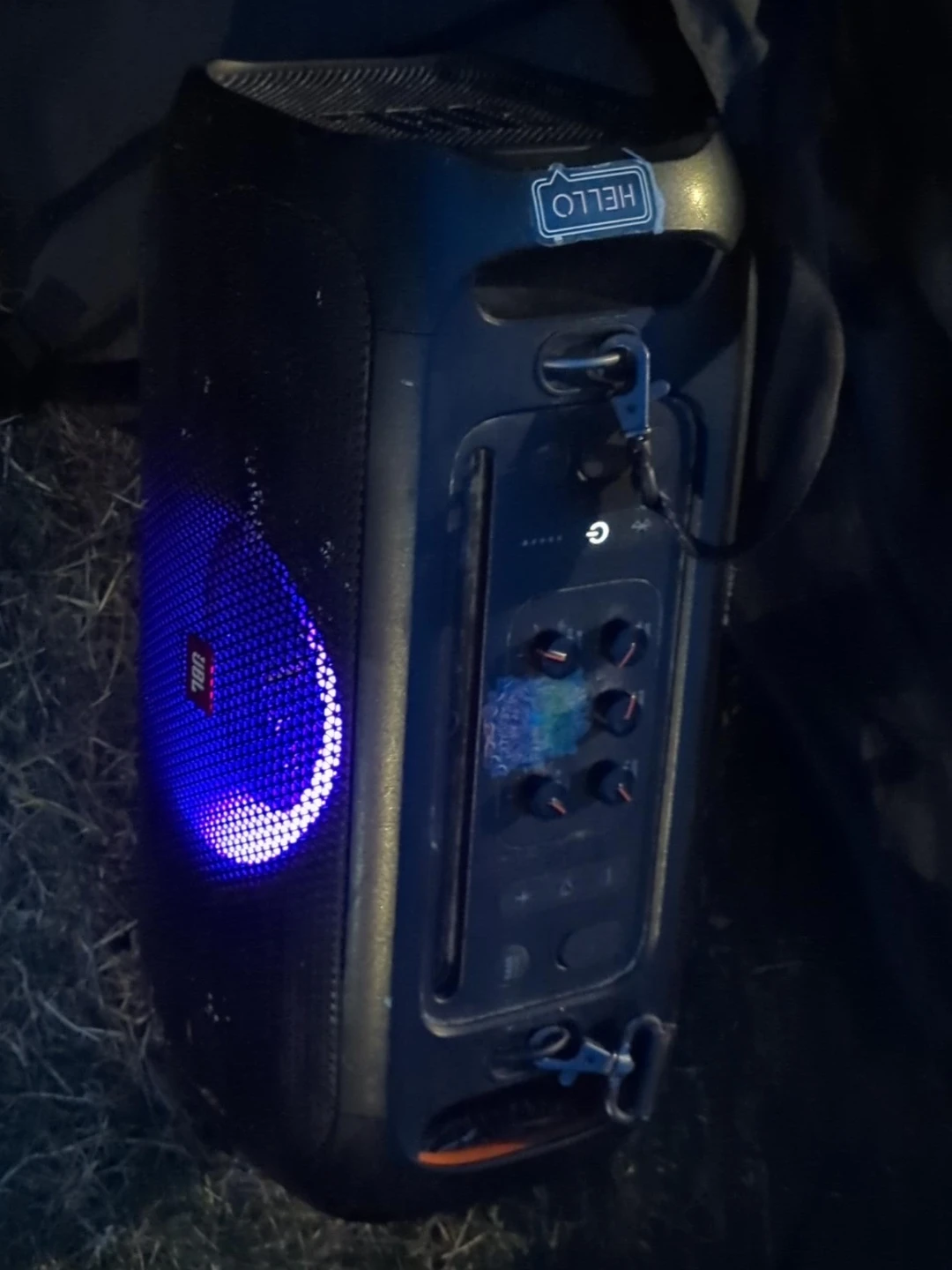 JBL partybox- on -the -go